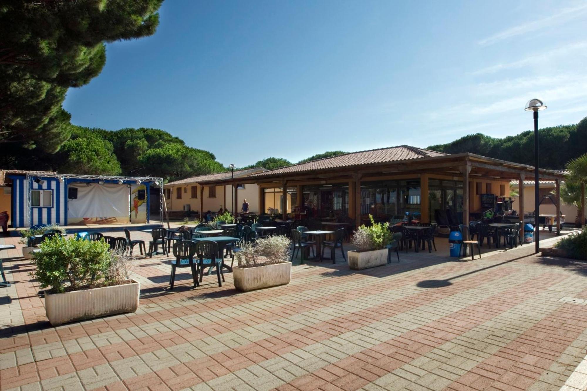 Golfo di Maremma Village Albinia Esterno foto